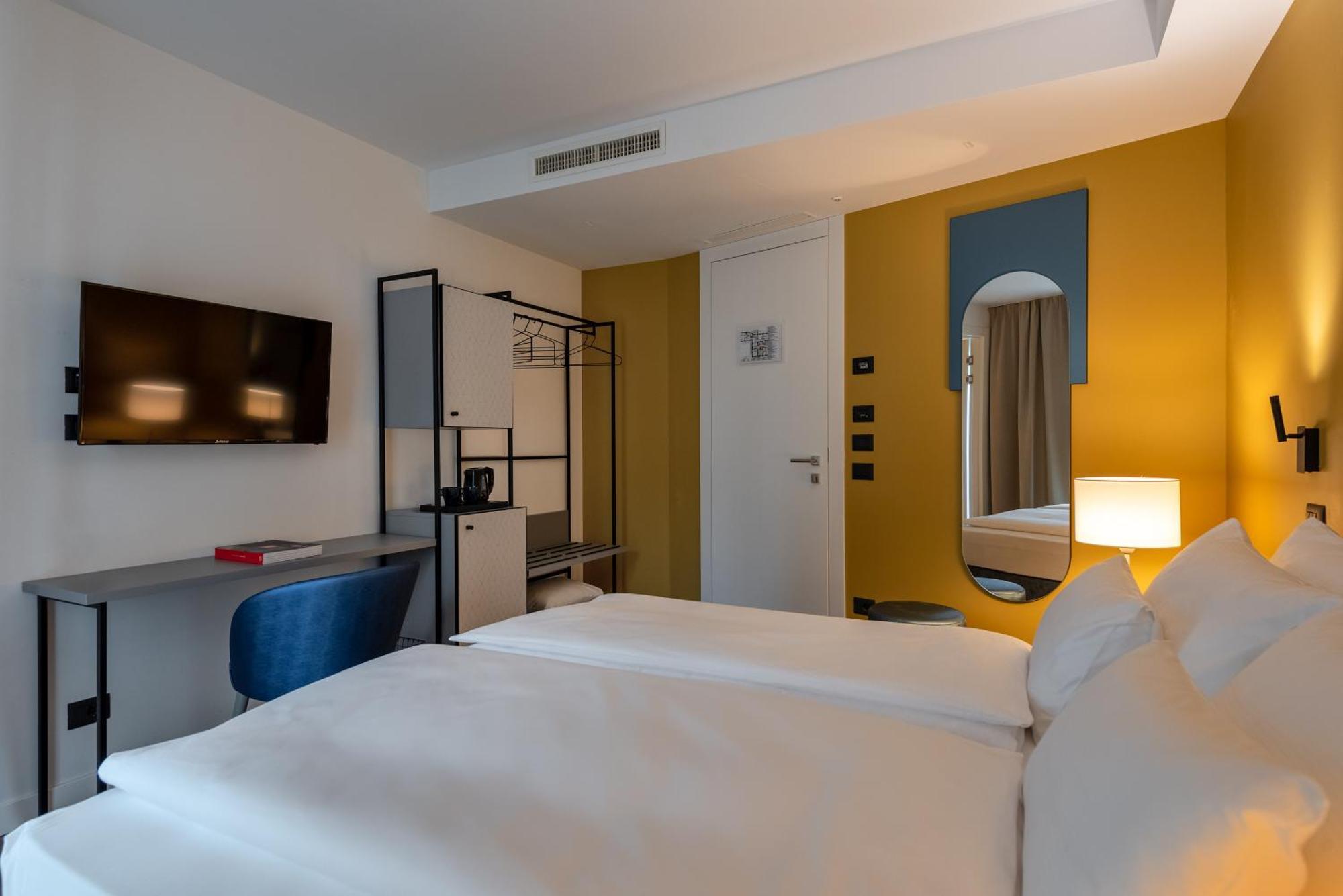 Ht Hotel Trieste Gradisca dʼIsonzo Екстериор снимка
